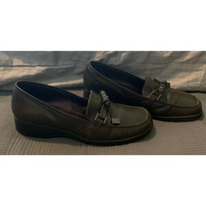Brown Leather Loafers Liz Claiborne sz 7
